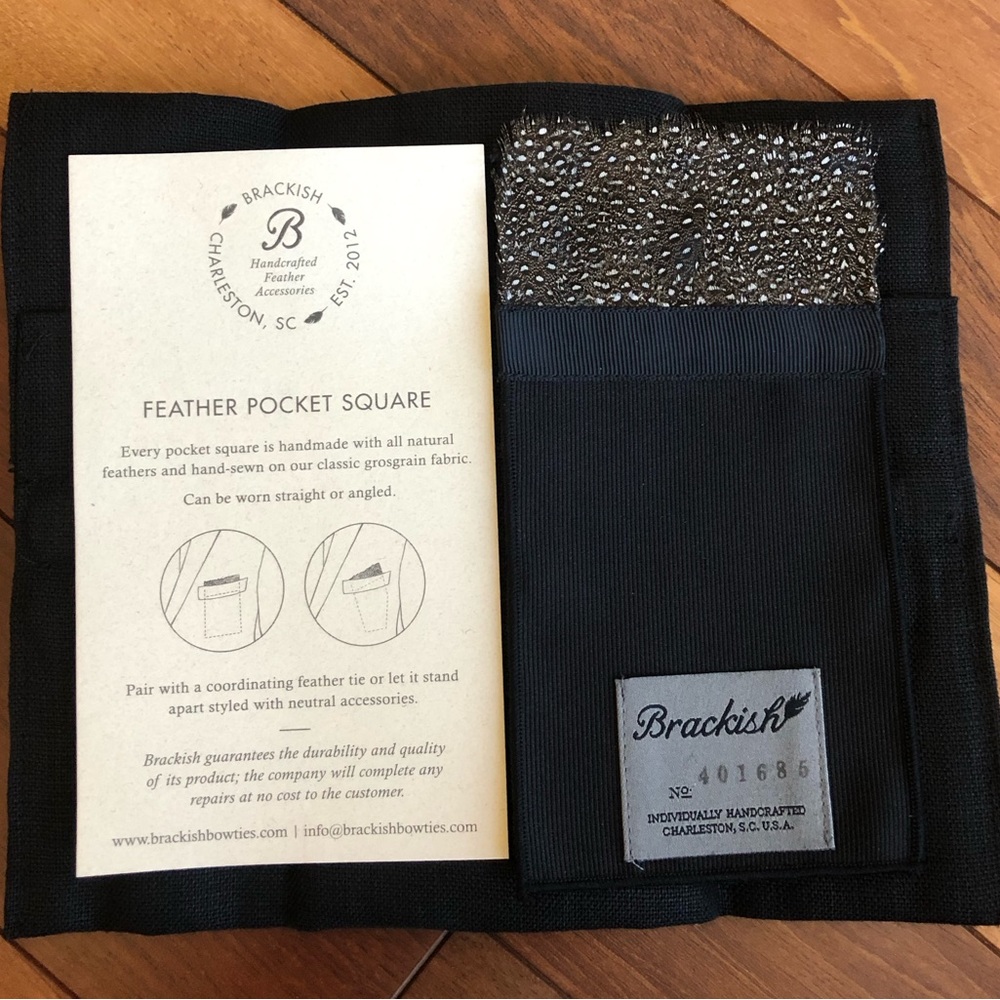 Brackish Feather Pocket Square